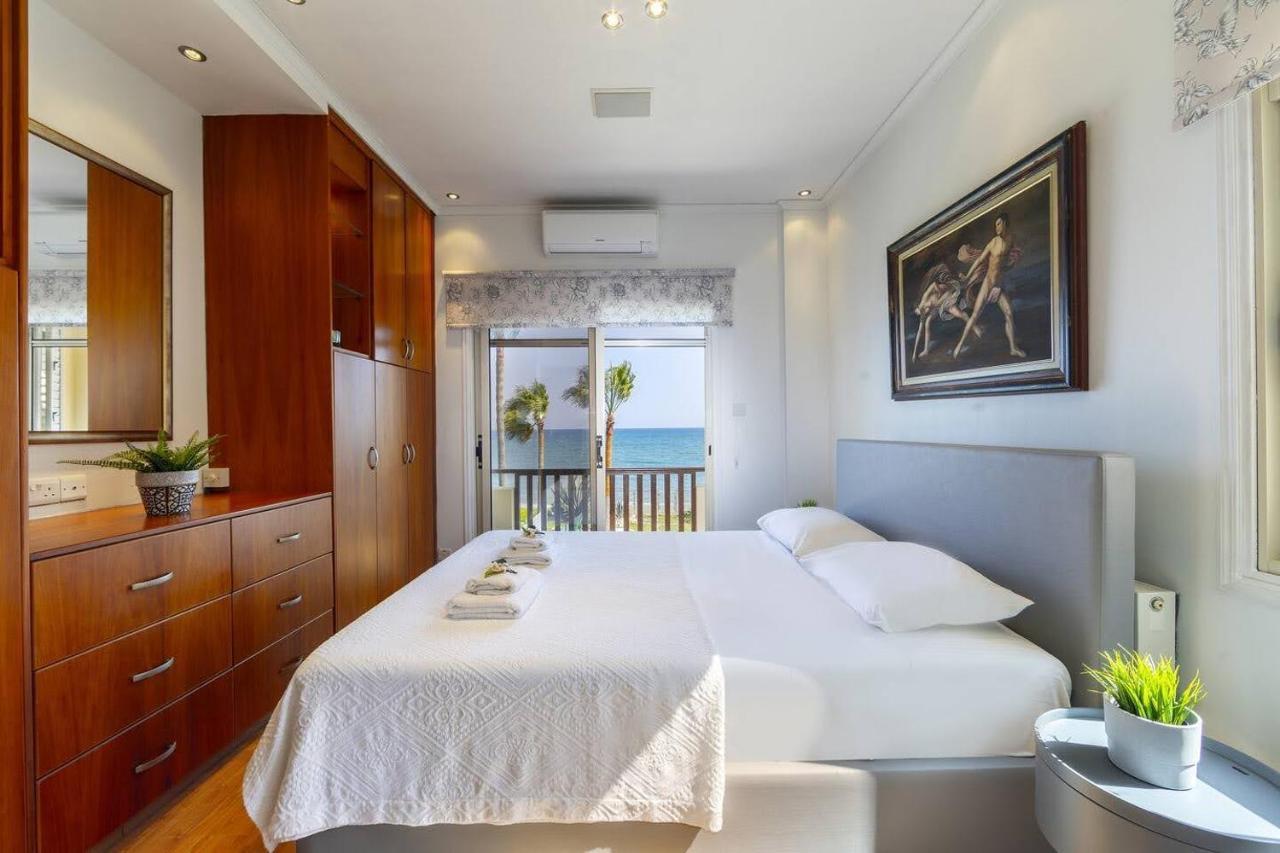 Beachfront Villa Carpe Diem Kiti Esterno foto